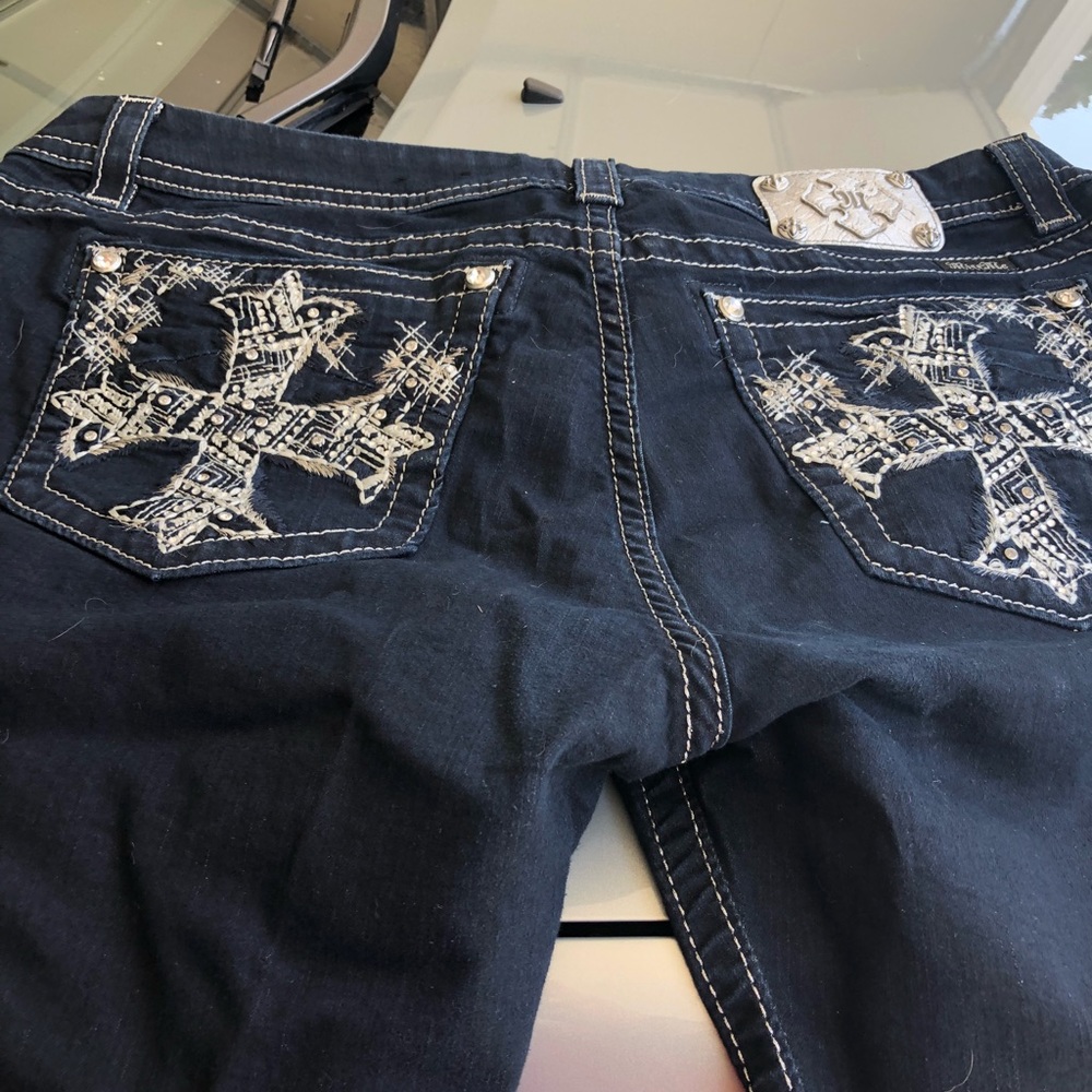 Miss Me Shorts size 36=18  buckle conversion